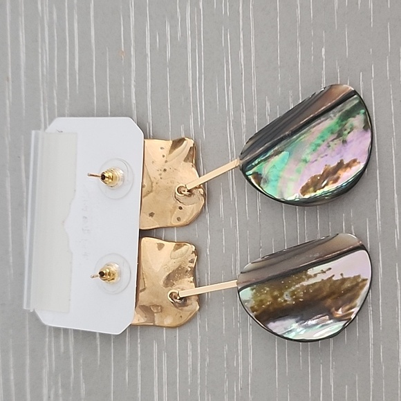 Nakamol Hamdmade Gold and Mother Of Pearl  Iridescent Earrings - Picture 5 of 5
